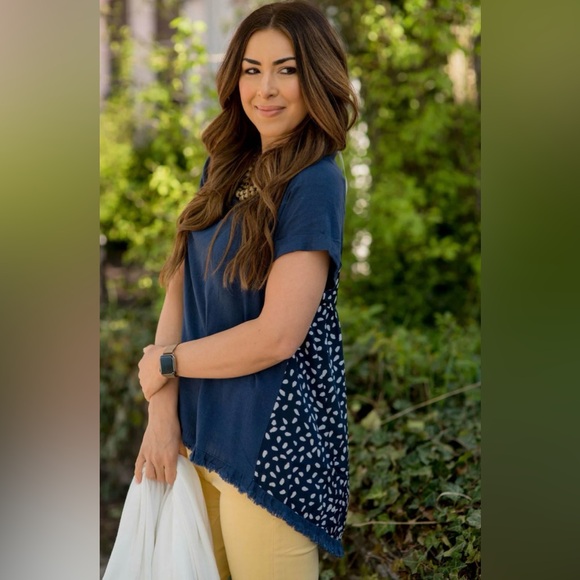 Umgee Tops - Umgee Navy Blue Short Sleeve Top with Patterned Detail (T2261)
